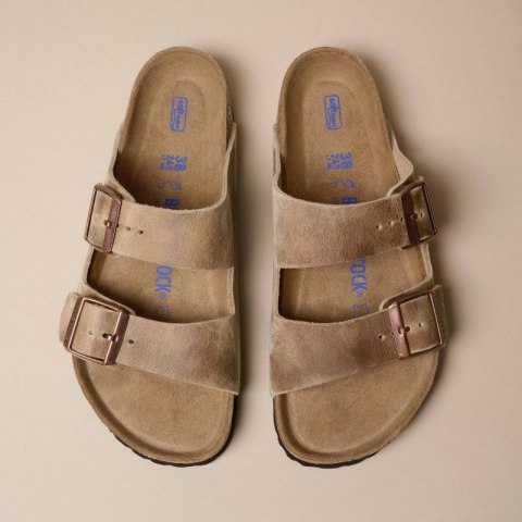 Klapki Birkenstock Arizona Soft Footbed Oiled Leather Tabacco Brown narrow wąskie damskie/męskie (0552813) Klapki Birkenstock Arizona Soft Footbed Oiled Leather Tabacco Brown narrow wąskie damskie/męskie (0552813)
