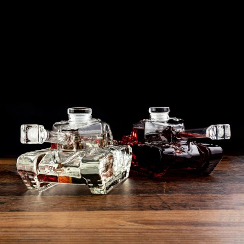 Czołg karafka na alkohol nalewkę prezent na 18 Czołg karafka na alkohol nalewkę prezent na 18