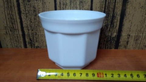 Doniczka/osłonka 12cm BIAŁA Doniczka/osłonka 12cm BIAŁA