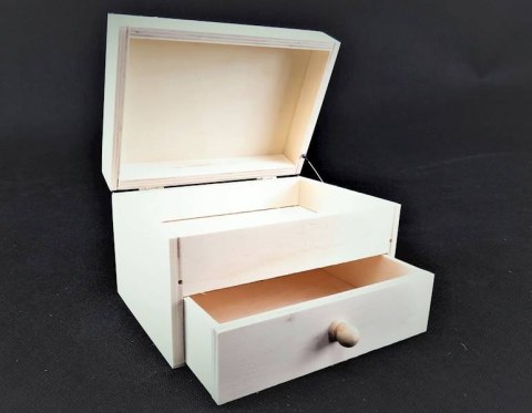 Szkatułka drewniana 16 x 11 x 10cm Szkatułka drewniana 16 x 11 x 10cm