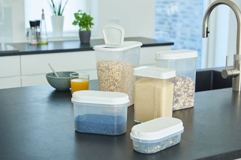 Pojemnik plastikowy z dozownikiem 2,4l | 1126 Pojemnik plastikowy z dozownikiem 2,4l | 1126