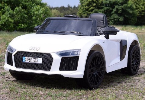ORYGINALNE AUDI R8 SPYDER W NAJLEPSZEJ WERSJI, MIĘKKIE SIEDZENIE, PILOT 2.4 GHZ/ 2198 ORYGINALNE AUDI R8 SPYDER W NAJLEPSZEJ WERSJI, MIĘKKIE SIEDZENIE, PILOT 2.4 GHZ/ 2198