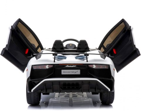 ORYGINALNE LAMBORGHINI AVENTADOR PEŁNA OPCJA, MIĘKKIE KOŁA, MIĘKKIE SIEDZENIE/BDM0913 ORYGINALNE LAMBORGHINI AVENTADOR PEŁNA OPCJA, MIĘKKIE KOŁA, MIĘKKIE SIEDZENIE/BDM0913