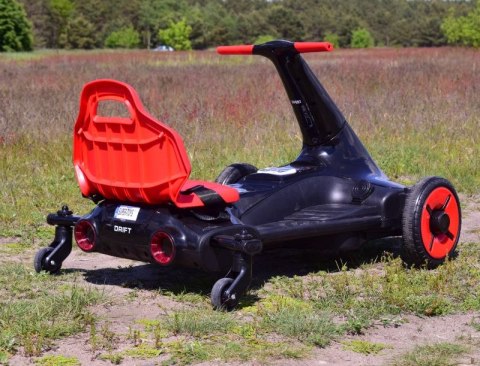 SZYBKI DRIFTUJĄCY GOKART, BLUETOOTH, ŚWIATŁA NOWOŚĆ/BDQ-8108 SZYBKI DRIFTUJĄCY GOKART, BLUETOOTH, ŚWIATŁA NOWOŚĆ/BDQ-8108