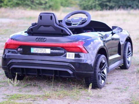 AUTO NA AKUMULATOR AUDI RS E-TRON GT , MIĘKKIE KOŁA, MIEKKIE SIEDZENIE, SUPER JAKOSĆ/QLS6888 AUTO NA AKUMULATOR AUDI RS E-TRON GT , MIĘKKIE KOŁA, MIEKKIE SIEDZENIE, SUPER JAKOSĆ/QLS6888