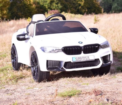 ORYGINALNE BMW M5 24V Z FUNKCJĄ DRIFTU - MIĘKKIE KOŁA, MIĘKKIE SIEDZENIE /SX2118 ORYGINALNE BMW M5 24V Z FUNKCJĄ DRIFTU - MIĘKKIE KOŁA, MIĘKKIE SIEDZENIE /SX2118