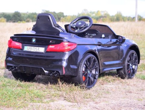ORYGINALNE BMW M5 24V Z FUNKCJĄ DRIFTU - MIĘKKIE KOŁA, MIĘKKIE SIEDZENIE /SX2118 ORYGINALNE BMW M5 24V Z FUNKCJĄ DRIFTU - MIĘKKIE KOŁA, MIĘKKIE SIEDZENIE /SX2118