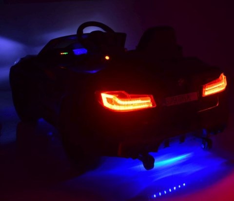 ORYGINALNE BMW M5 24V Z FUNKCJĄ DRIFTU - MIĘKKIE KOŁA, MIĘKKIE SIEDZENIE /SX2118 ORYGINALNE BMW M5 24V Z FUNKCJĄ DRIFTU - MIĘKKIE KOŁA, MIĘKKIE SIEDZENIE /SX2118
