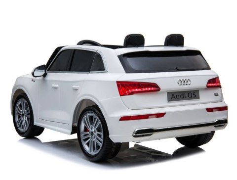 AUDI Q5 2 OSOBOWE, MIĘKKIE KOŁA, MIĘKKIE SIEDZENIE, PANEL ,PEŁNA OPCJA/Q5-TWO SEATS AUDI Q5 2 OSOBOWE, MIĘKKIE KOŁA, MIĘKKIE SIEDZENIE, PANEL ,PEŁNA OPCJA/Q5-TWO SEATS