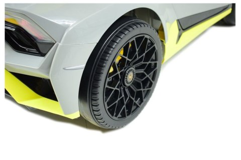 ORYGINALNE DRIFTUJĄCE LAMBORGHINI HURACAN STO NA AKUMULATOR/SMT-555-24V ORYGINALNE DRIFTUJĄCE LAMBORGHINI HURACAN STO NA AKUMULATOR/SMT-555-24V