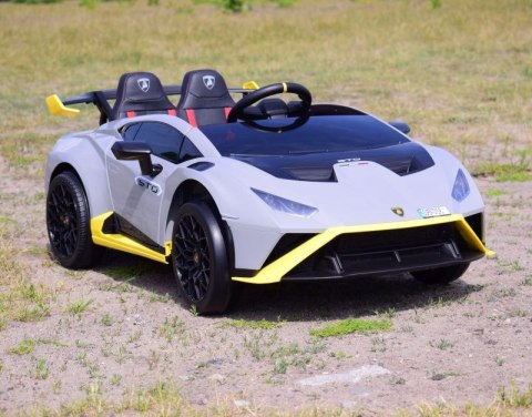 ORYGINALNE DRIFTUJĄCE LAMBORGHINI HURACAN STO NA AKUMULATOR/SMT-555-24V ORYGINALNE DRIFTUJĄCE LAMBORGHINI HURACAN STO NA AKUMULATOR/SMT-555-24V