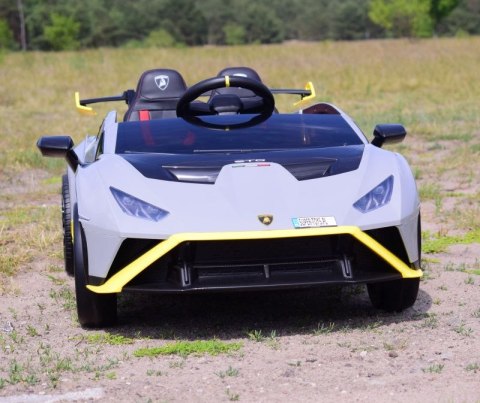 ORYGINALNE DRIFTUJĄCE LAMBORGHINI HURACAN STO NA AKUMULATOR/SMT-555-24V ORYGINALNE DRIFTUJĄCE LAMBORGHINI HURACAN STO NA AKUMULATOR/SMT-555-24V