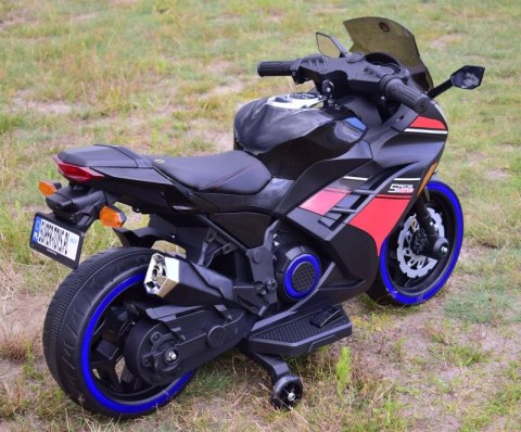 MEGA MOTOR ŚCIGACZ STRONG 2 EXCLUSIVE, ŚWIECĄCE KOŁA, GAZ W MANETCE, HAMULEC/DLS07 MEGA MOTOR ŚCIGACZ STRONG 2 EXCLUSIVE, ŚWIECĄCE KOŁA, GAZ W MANETCE, HAMULEC/DLS07