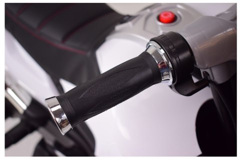 MEGA MOTOR Z GAZEM W RĄCZCE, HAMULCEM, KOŁA EVA/XMX609 MEGA MOTOR Z GAZEM W RĄCZCE, HAMULCEM, KOŁA EVA/XMX609