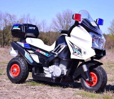 MEGA WIELKI MOTOR HERO Z DŹWIĘKAMI NA POMPOWANYCH KOŁACH NOWOŚĆ / 8815 12 V MEGA WIELKI MOTOR HERO Z DŹWIĘKAMI NA POMPOWANYCH KOŁACH NOWOŚĆ / 8815 12 V