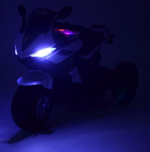 MOTOR NA AKUMULATOR SPORT 1, MIEKKIE SIEDZENIE, MIĘKKIE KOŁA/BJQ-R8 MOTOR NA AKUMULATOR SPORT 1, MIEKKIE SIEDZENIE, MIĘKKIE KOŁA/BJQ-R8