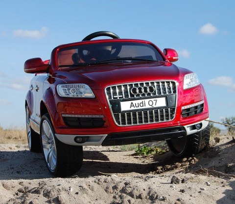 ORYGINALNE AUDI Q7 DWA SILNIKI, AMORTYZATORY PILOT, LICENCJA, LAKIER ORYGINALNE AUDI Q7 DWA SILNIKI, AMORTYZATORY PILOT, LICENCJA, LAKIER