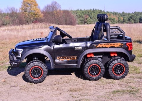MEGA JEEP WORKS SIX 4X4, 2 X 12V MĘKKIE KOŁA, MIĘKKIE SIEDZENIE/JC003 MEGA JEEP WORKS SIX 4X4, 2 X 12V MĘKKIE KOŁA, MIĘKKIE SIEDZENIE/JC003