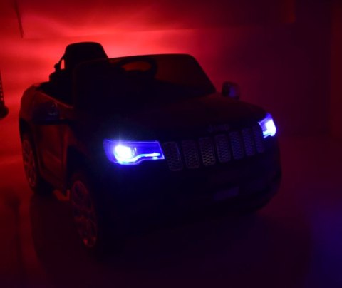 ORYGINALNY JEEP GRAND CHEROKEE, MIĘKKIE KOŁA, MIĘKKIE SIEDZENIE, SUPER WERSJA/JJ2055 ORYGINALNY JEEP GRAND CHEROKEE, MIĘKKIE KOŁA, MIĘKKIE SIEDZENIE, SUPER WERSJA/JJ2055
