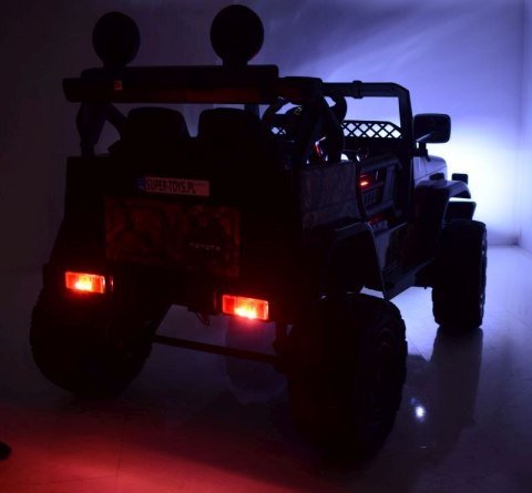 TOYOTA FJ CRUISER NA AKUMULATOR WERSJA 4X4, 180 WAT/JJ2099 TOYOTA FJ CRUISER NA AKUMULATOR WERSJA 4X4, 180 WAT/JJ2099
