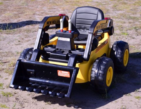 WIELKI SPYCHACZ - LOADER NEW HOLLAND NA AKUMULATOR, PILOT/XMX626 WIELKI SPYCHACZ - LOADER NEW HOLLAND NA AKUMULATOR, PILOT/XMX626