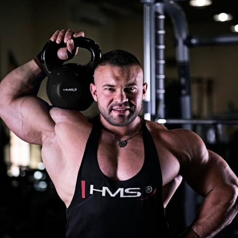 Kettlebell żeliwny Black HMS KNV04 Kettlebell żeliwny Black HMS KNV04